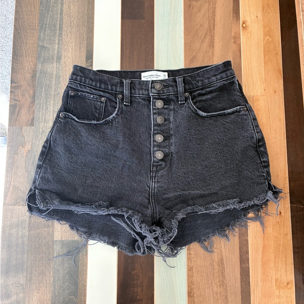 Abercrombie High Rise Curve Love Black Denim Mom Shorts